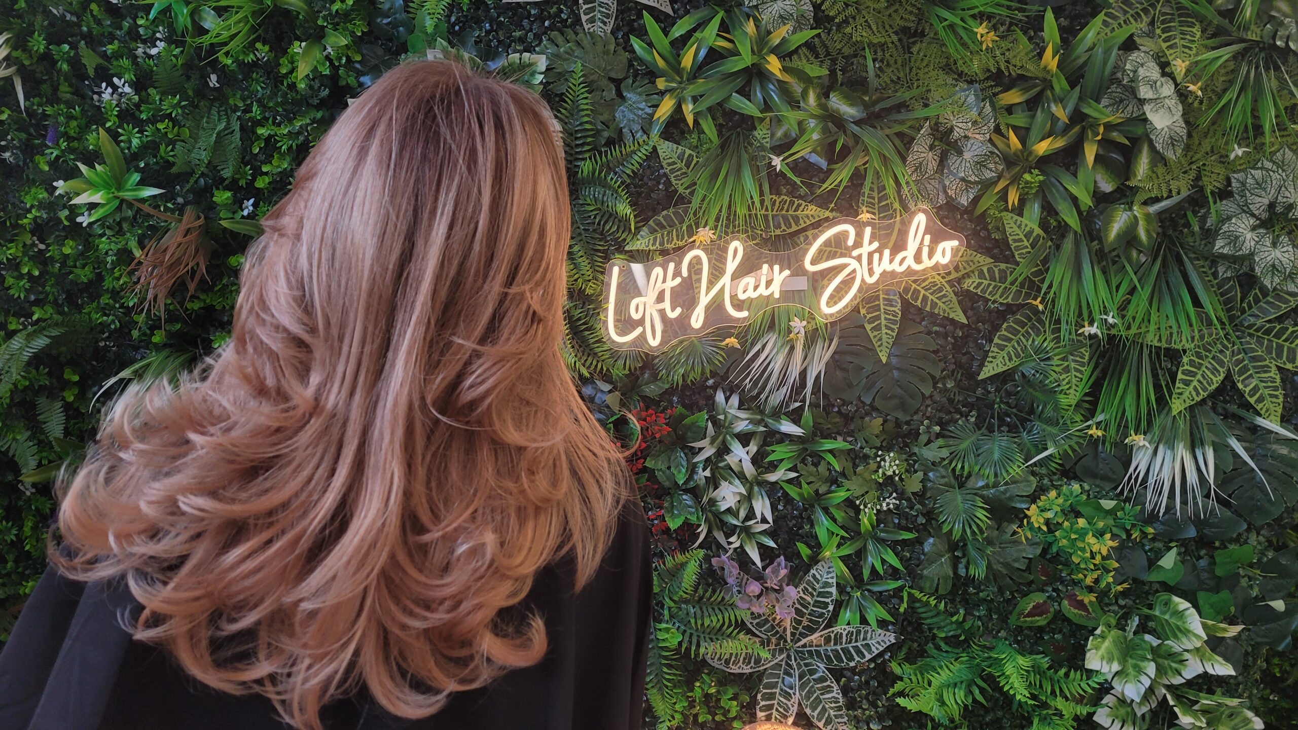 Glossy healthy hair finish